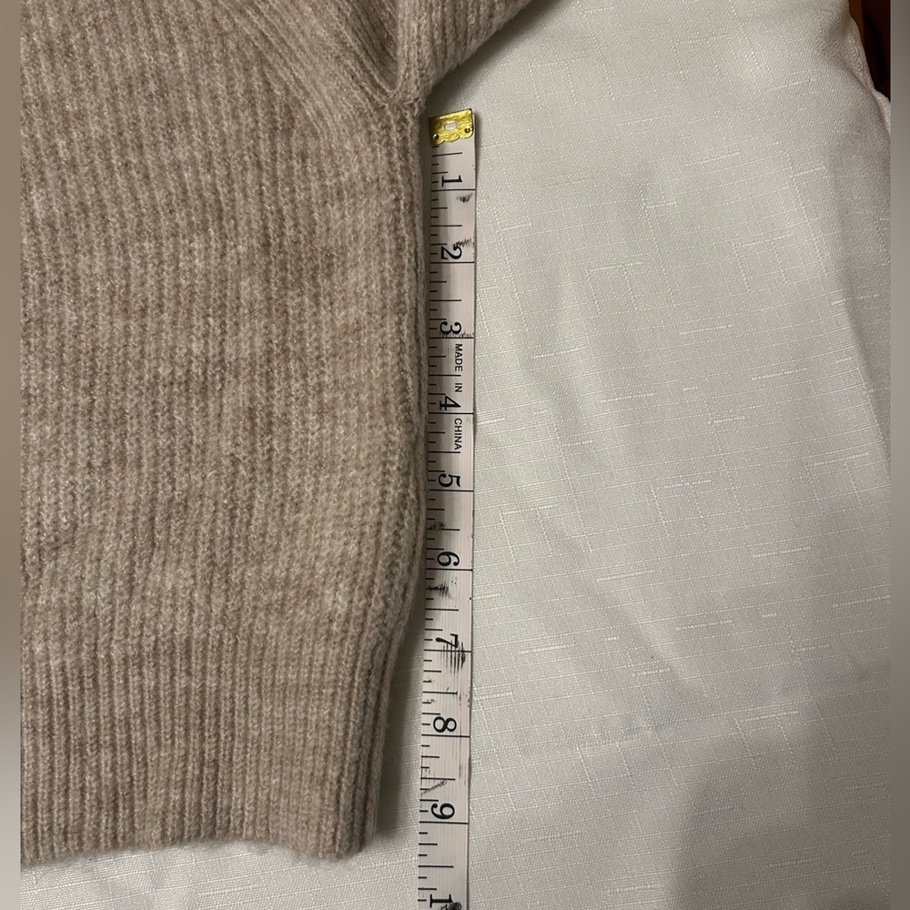 ASOS women’s Beige Crewneck Sweater - Picture 11 of 13